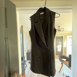 Good American sleeveless blazer dress . Black .